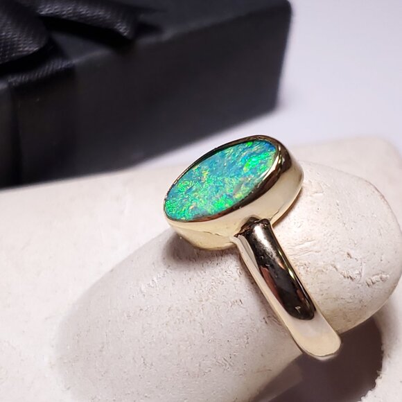 Estate 10X6mm Oval Natural Boulder Opal Bezel Set 14Kt Y/Gold S-4.5 Ring #23148 - Picture 3 of 6